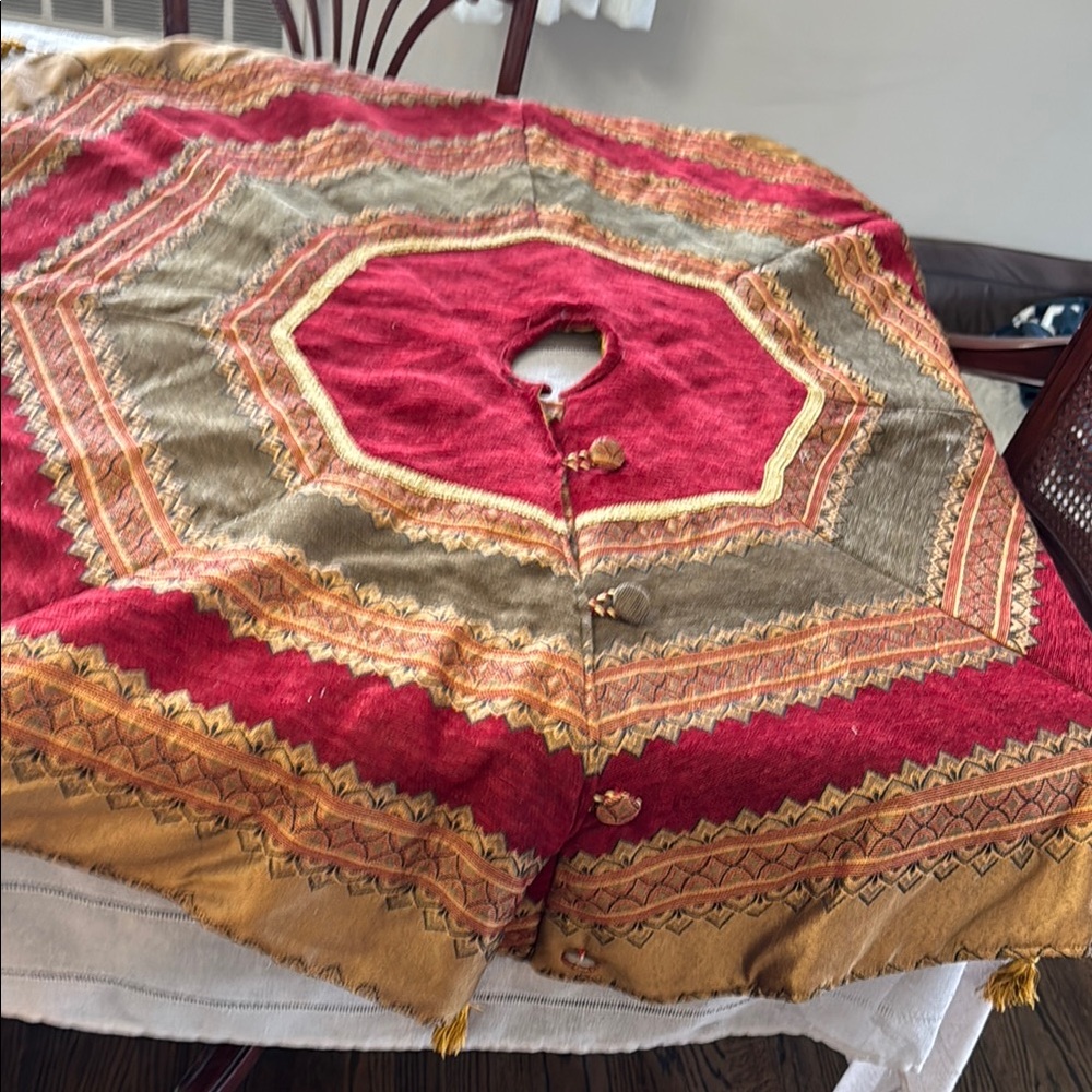 Colorful Geometric Patterned tree skirt